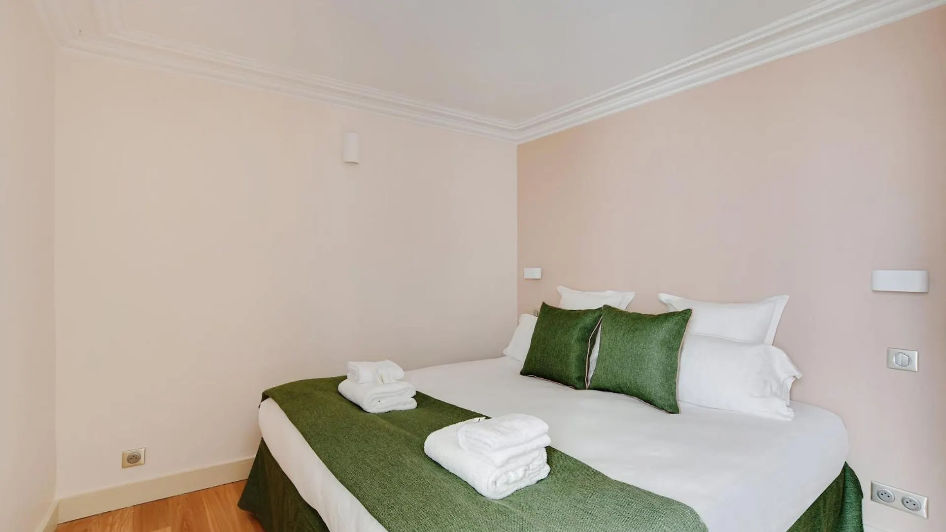 Pick A Flat's In Opera/grands-boulevards - Rue De Provence *